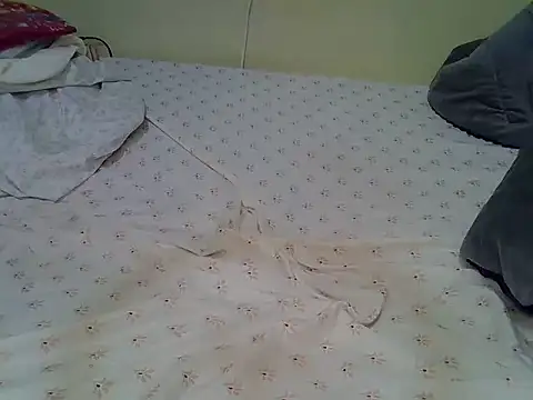 sweet veee online show from April 27, 2026, 1:20 pm