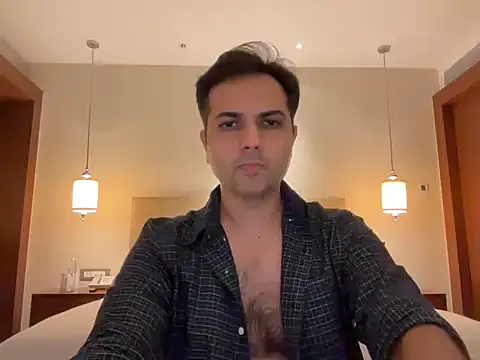 immog727 online show from December 27, 2024, 6:42 pm