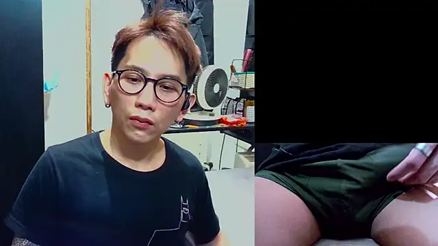 UndreamtM online show from March 23, 2026, 2:21 pm