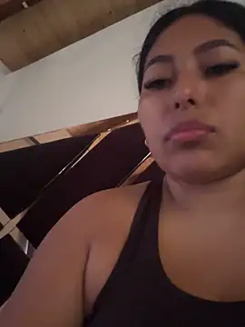 Snapshot of emmyjhonson07 chatting on March 27, 2026, 2:17 pm emmyjhonson07 online show from March 27, 2026, 2:17 pm