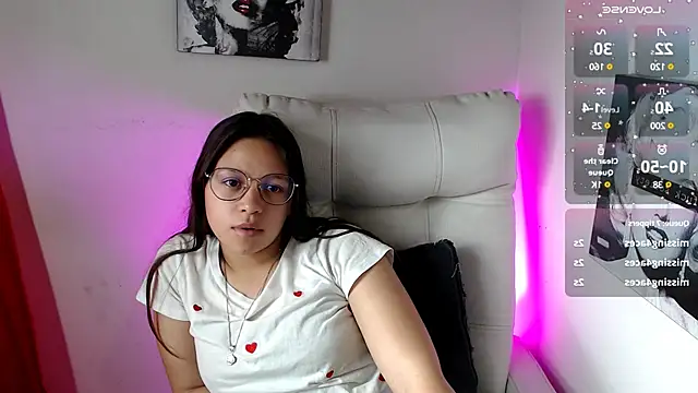 SamanthaRoldaan online show from March 3, 2025, 7:49 pm