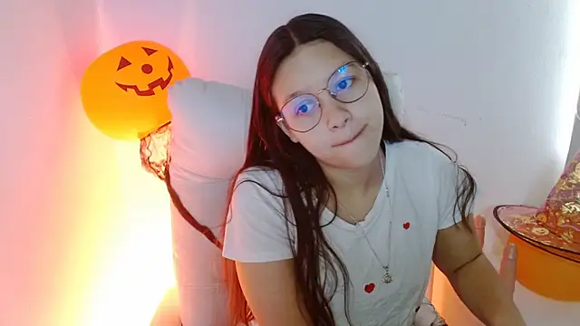 SamanthaRoldaan online show from October 25, 2025, 12:34 pm