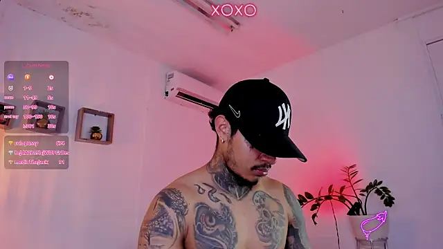 JordanSmiith  online show from January 28, 2025, 12:05 am