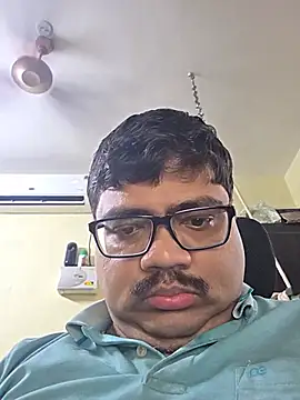 Snapshot of krama04 chatting on May 18, 2026, 11:16 am krama04 online show from May 18, 2026, 11:16 am