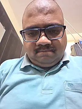 Snapshot of krama04 chatting on June 19, 2026, 11:58 am krama04 online show from June 19, 2026, 11:58 am