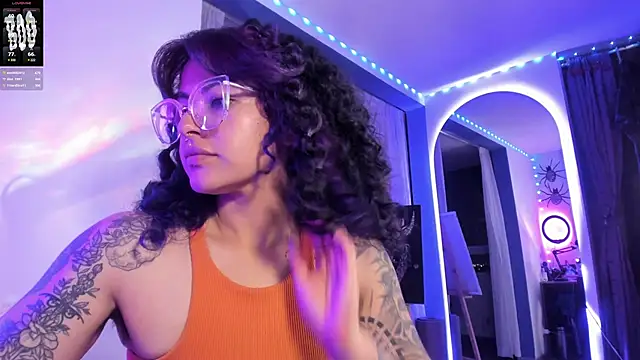 witchviolet online show from March 2, 2025, 5:01 am