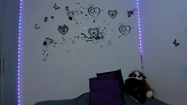 Linisprincehot69 online show from March 6, 2026, 3:19 pm