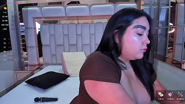 samantasm online show from January 12, 2025, 3:17 am