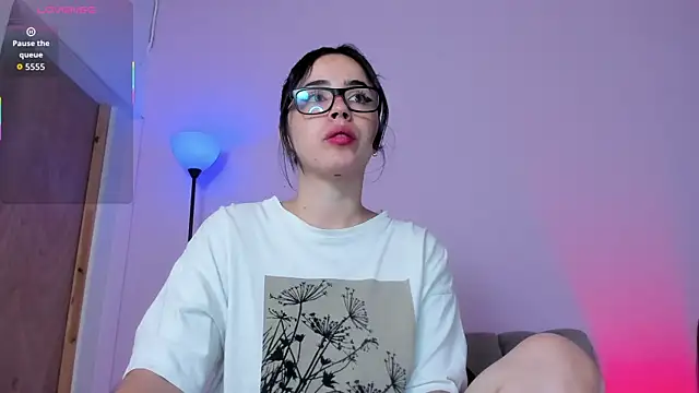 Snapshot of zoe6x chatting on February 21, 2026, 1:12 pm zoe6x online show from February 21, 2026, 1:12 pm