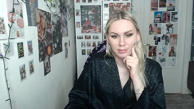 CapriScorpion online show from December 17, 2024, 6:09 pm