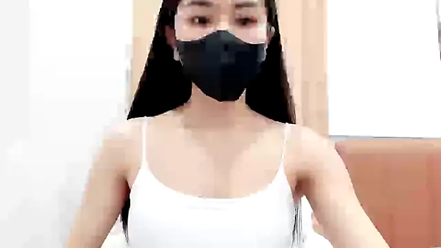 Lita-Julia online show from January 25, 2025, 4:57 pm