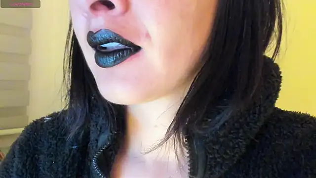 queen fetish online show from September 30, 2025, 10:31 am