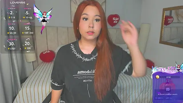 Snapshot of Atenea_cuteee chatting on February 18, 2025, 2:16 am Atenea cuteee online show from February 18, 2025, 2:16 am