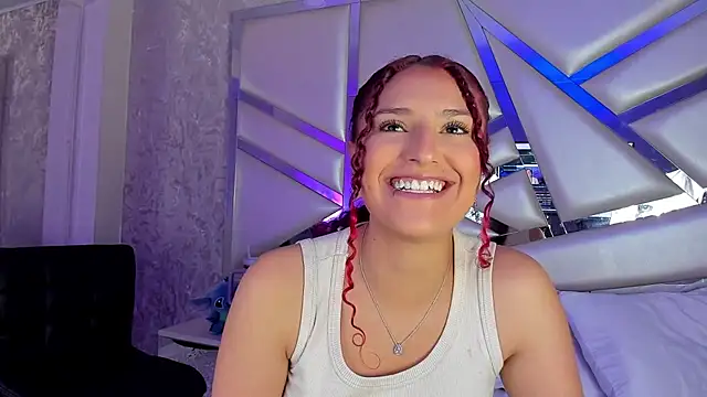 Snapshot of Miia002 chatting on October 9, 2025, 3:04 am Miia002 online show from October 9, 2025, 3:04 am