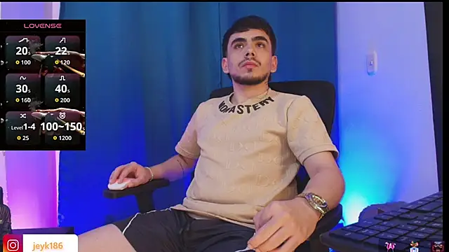 Snapshot of Jey_keler1 chatting on January 18, 2026, 11:19 pm Jey keler1 online show from January 18, 2026, 11:19 pm