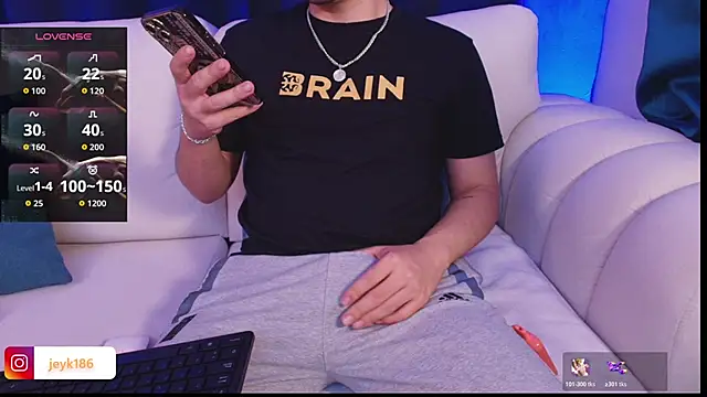 Snapshot of Jey_keler1 chatting on February 11, 2026, 6:51 am Jey keler1 online show from February 11, 2026, 6:51 am