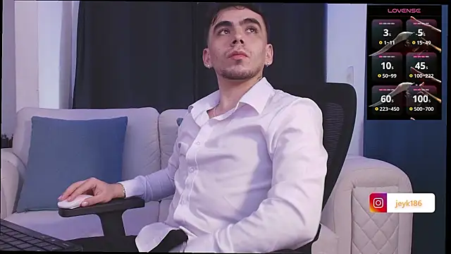 Snapshot of Jey_keler1 chatting on February 19, 2026, 1:12 am Jey keler1 online show from February 19, 2026, 1:12 am