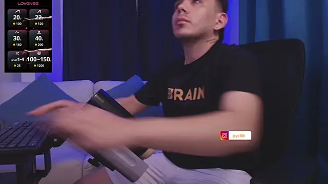 Snapshot of Jey_keler1 chatting on March 17, 2026, 6:39 am Jey keler1 online show from March 17, 2026, 6:39 am