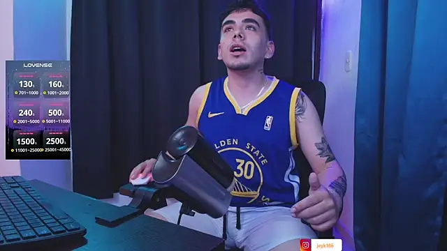 Snapshot of Jey_keler1 chatting on April 12, 2026, 3:11 am Jey keler1 online show from April 12, 2026, 3:11 am