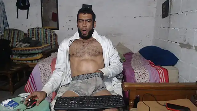 erik alexander online show from December 23, 2025, 4:43 am