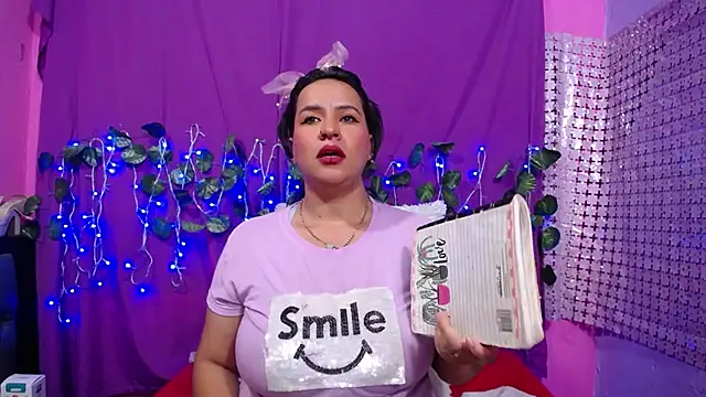 hazel 34 online show from February 5, 2025, 6:59 pm