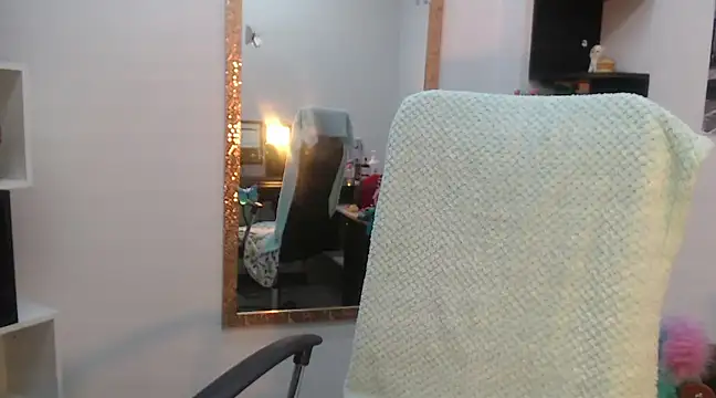 Snapshot of Prety_Nany chatting on December 23, 2024, 1:35 pm Prety Nany online show from December 23, 2024, 1:35 pm