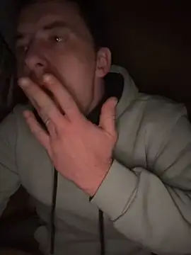 Snapshot of KristiDan chatting on November 26, 2025, 3:35 pm KristiDan online show from November 26, 2025, 3:35 pm