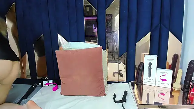 Snapshot of Barbie_girl_69 chatting on November 8, 2025, 2:39 pm Barbie girl 69 online show from November 8, 2025, 2:39 pm