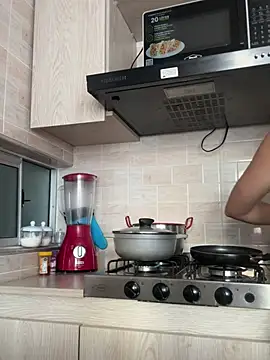 Snapshot of Barbie_girl_69 chatting on January 18, 2026, 10:13 pm Barbie girl 69 online show from January 18, 2026, 10:13 pm