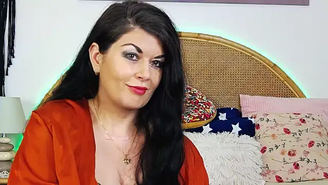 Snapshot of EllenGrace chatting on December 29, 2024, 1:24 am EllenGrace online show from December 29, 2024, 1:24 am