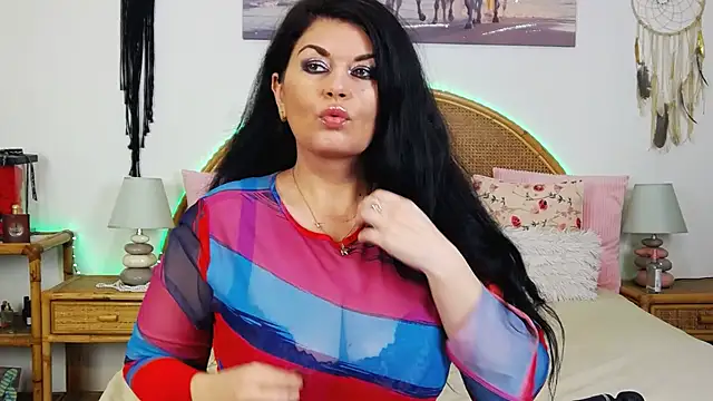 Snapshot of EllenGrace chatting on January 11, 2025, 11:46 pm EllenGrace online show from January 11, 2025, 11:46 pm