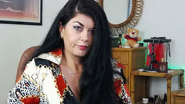 Snapshot of EllenGrace chatting on February 12, 2025, 4:54 am EllenGrace online show from February 12, 2025, 4:54 am