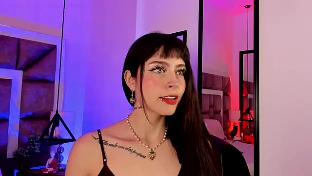AnnieNasty online show from May 1, 2026, 11:48 am