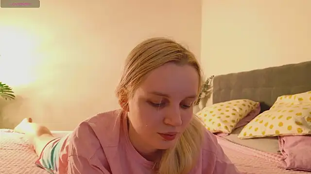 Beatrica Klein online show from May 16, 2026, 3:00 pm