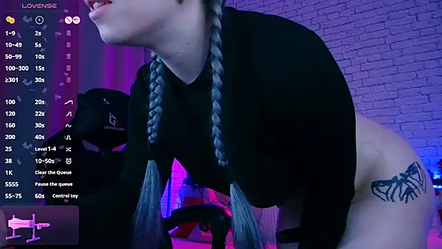 Snapshot of -Stacyy- chatting on January 12, 2025, 7:11 am -Stacyy- online show from January 12, 2025, 7:11 am