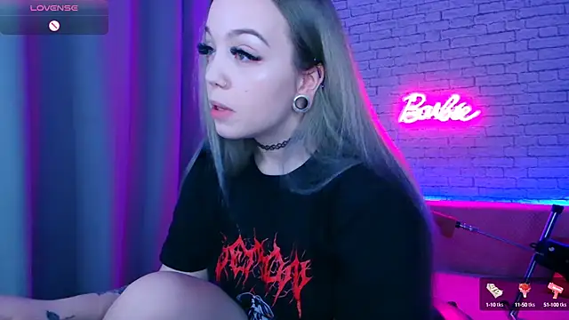 Snapshot of -Stacyy- chatting on January 31, 2025, 4:25 am -Stacyy- online show from January 31, 2025, 4:25 am