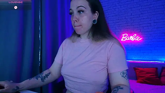 Snapshot of -Stacyy- chatting on July 22, 2026, 8:17 am -Stacyy- online show from July 22, 2026, 8:17 am