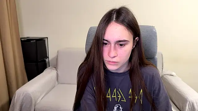 AliceKolltt online show from March 30, 2026, 8:21 pm