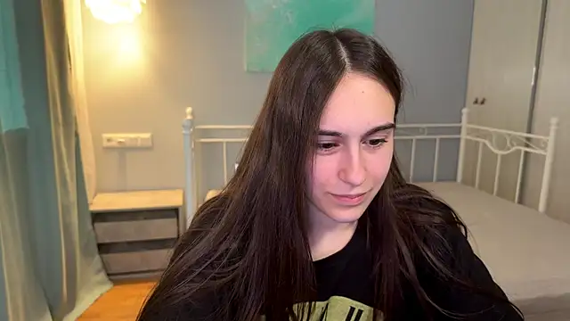 Snapshot of AliceKolltt chatting on July 17, 2026, 2:24 pm AliceKolltt online show from July 17, 2026, 2:24 pm