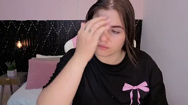 Aabby lee online show from February 23, 2026, 6:05 pm