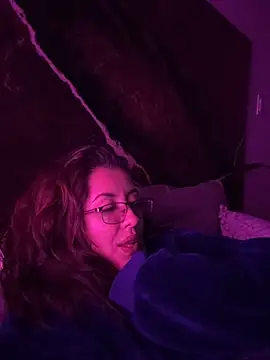 EmaSaenz online show from February 18, 2025, 3:10 am