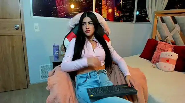 Kendall Sophy online show from March 3, 2025, 7:17 pm