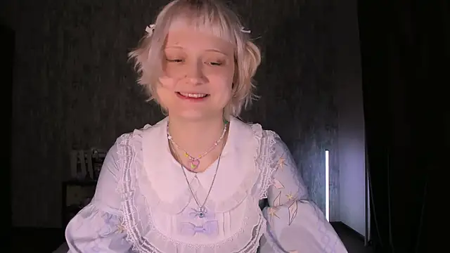 MariaMango online show from September 16, 2025, 12:22 am