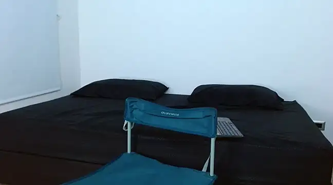 Snapshot of frank_myles chatting on January 25, 2025, 3:51 am frank myles online show from January 25, 2025, 3:51 am