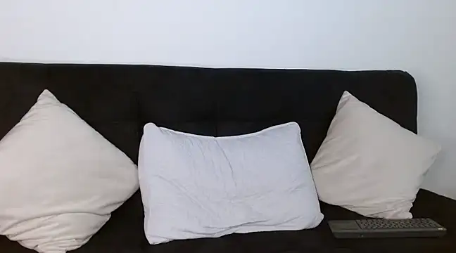 Snapshot of frank_myles chatting on March 21, 2025, 12:07 am frank myles online show from March 21, 2025, 12:07 am