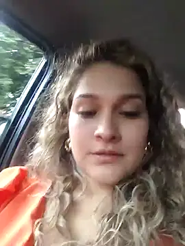 Snapshot of Sara_smiiith211 chatting on January 12, 2025, 10:43 pm Sara smiiith211 online show from January 12, 2025, 10:43 pm