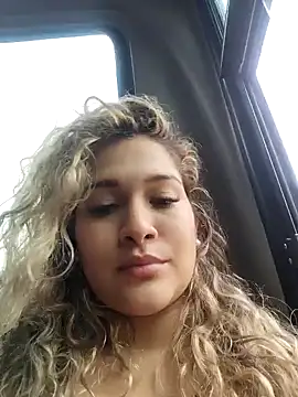 Snapshot of Sara_smiiith211 chatting on January 25, 2025, 9:25 pm Sara smiiith211 online show from January 25, 2025, 9:25 pm