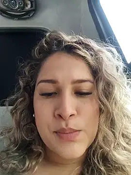 Snapshot of Sara_smiiith211 chatting on January 27, 2025, 5:26 pm Sara smiiith211 online show from January 27, 2025, 5:26 pm