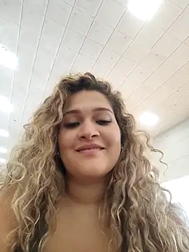 Snapshot of Sara_smiiith211 chatting on February 27, 2025, 9:25 pm Sara smiiith211 online show from February 27, 2025, 9:25 pm