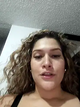 Snapshot of Sara_smiiith211 chatting on March 11, 2025, 2:54 am Sara smiiith211 online show from March 11, 2025, 2:54 am